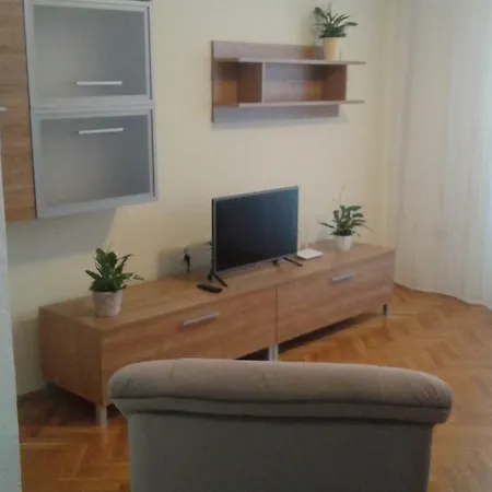 Jagoda Apartment *